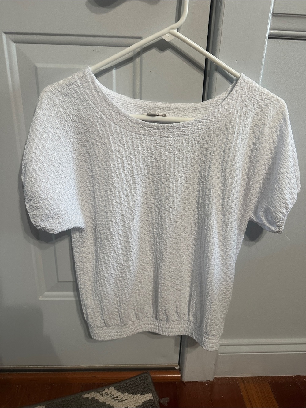 LOFT White Textured Short Sleeve Tee